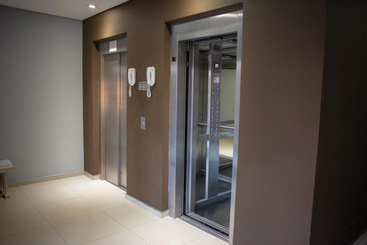Departamento Premium Con Cochera Y Piscina Bahía Blanca Eksteriør billede